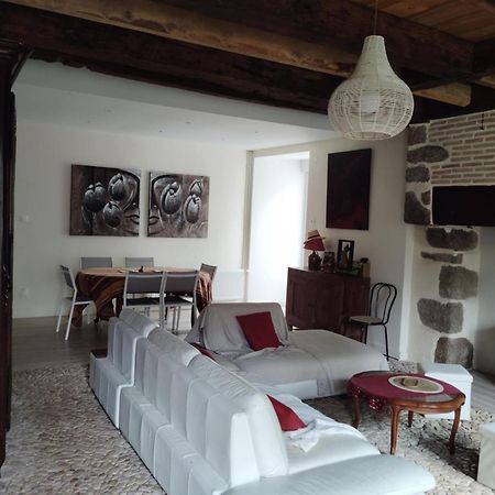 Gite Et Chambre D'Hotes Les Authentiques Saint-Estephe  外观 照片
